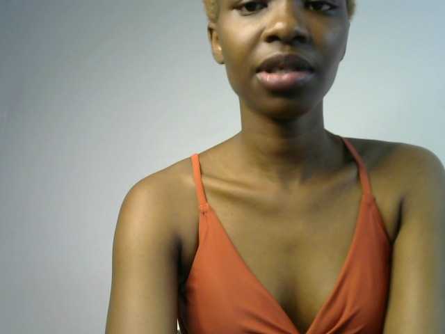 Juicygirl-1 live cam on BongaCams