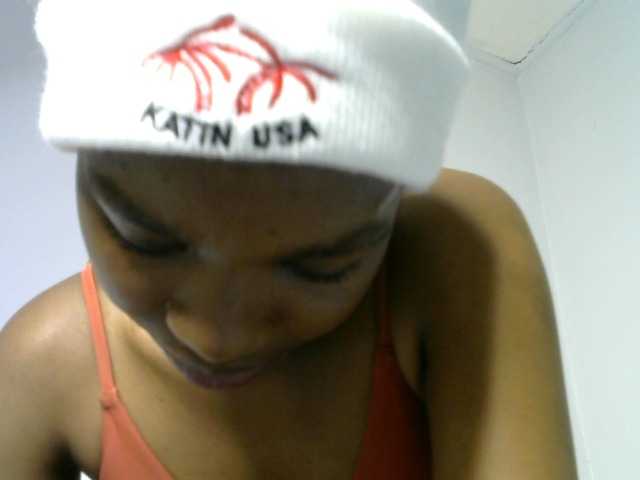 Juicygirl-1 live cam on BongaCams