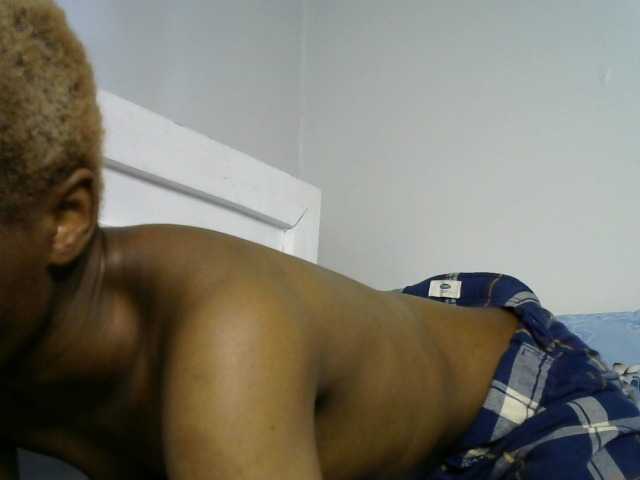Juicygirl-1 live cam on BongaCams