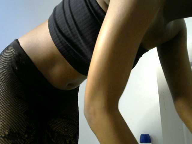 Juicygirl-1 live cam on BongaCams