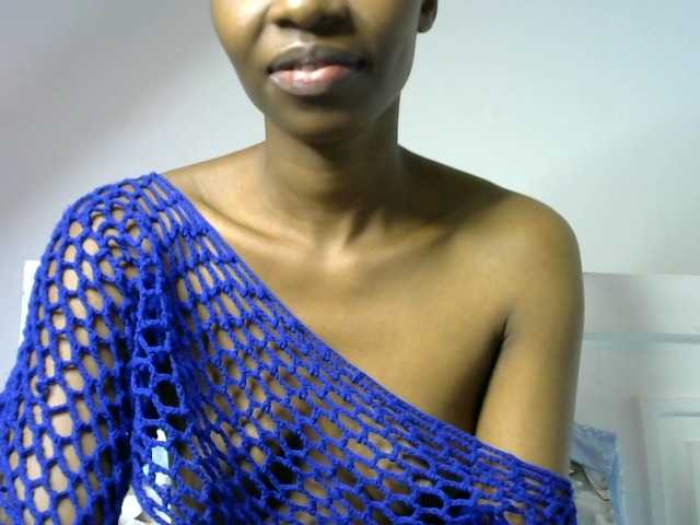Juicygirl-1 live cam on BongaCams