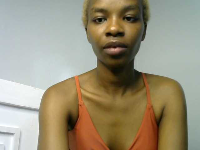 Juicygirl-1 live cam on BongaCams