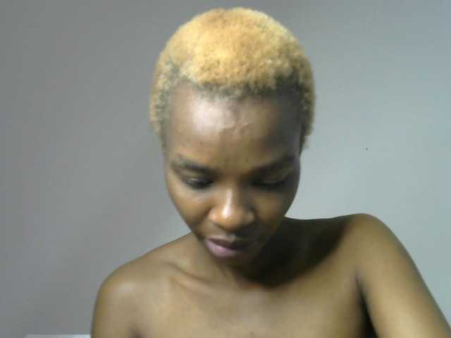 Juicygirl_ live cam on BongaCams