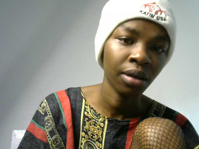 Juicygirl-1 live cam on BongaCams