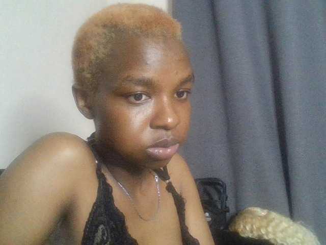 Juicygirl-1 live cam on BongaCams