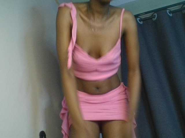 Juicygirl-1 live cam preview