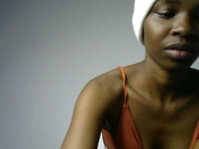 Juicygirl-1 live cam on BongaCams