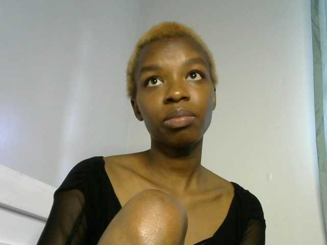 Juicygirl-1 live cam on BongaCams