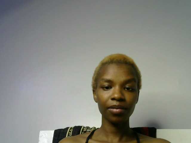 Juicygirl-1 live cam on BongaCams