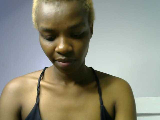 Juicygirl-1 live cam on BongaCams