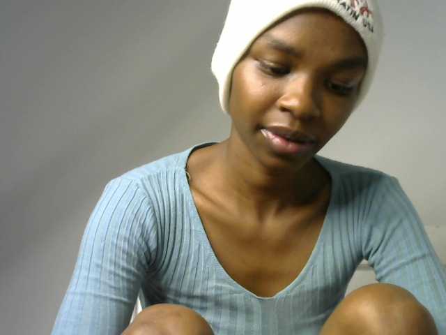 Juicygirl-1 live cam on BongaCams