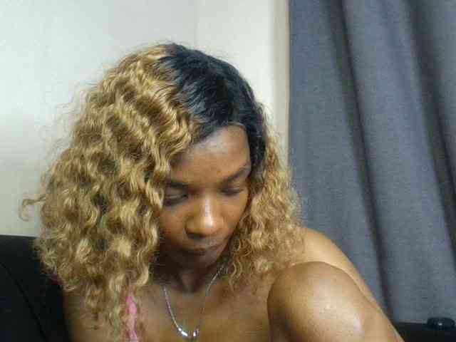 Juicygirl-1 webcam