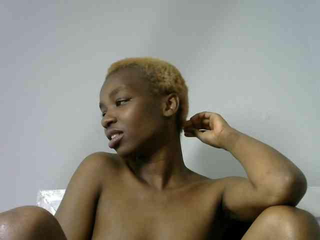 pussyblack01 webcam