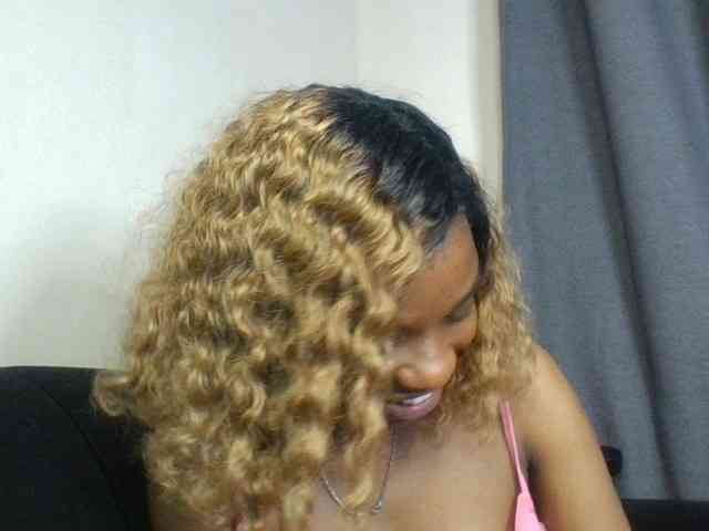 Juicygirl-1 webcam