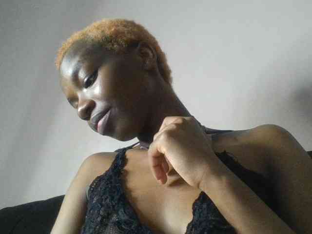 Juicygirl-1 webcam