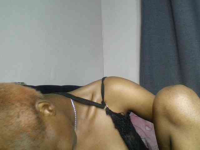 Juicygirl-1 webcam