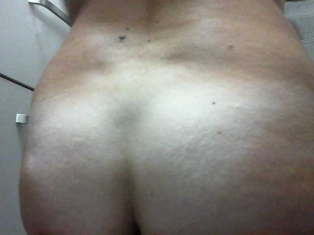 elyseblue live cam on BongaCams