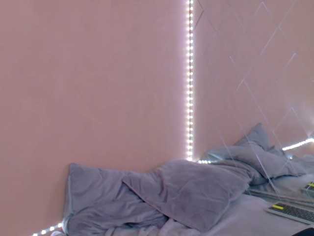 SellennaX live cam