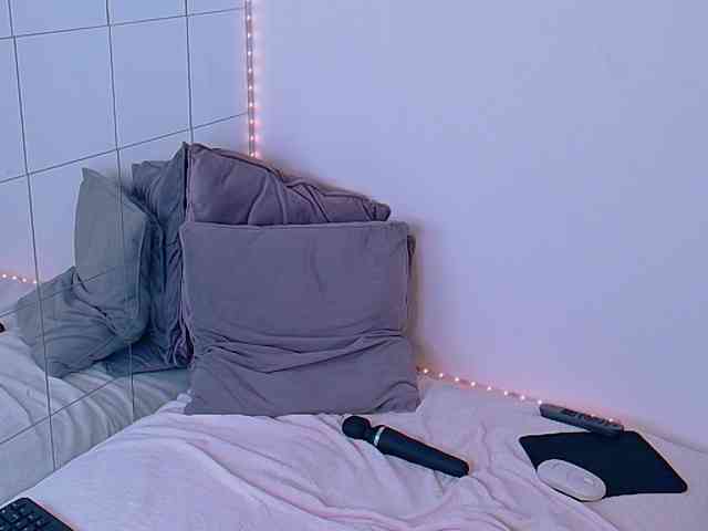 SellennaX webcam