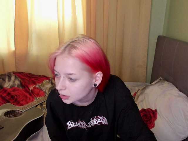 LiaPetite live cam on BongaCams