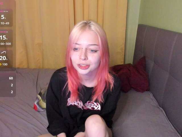 LiaPetite live cam