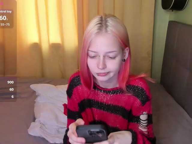 LiaPetite live cam on BongaCams