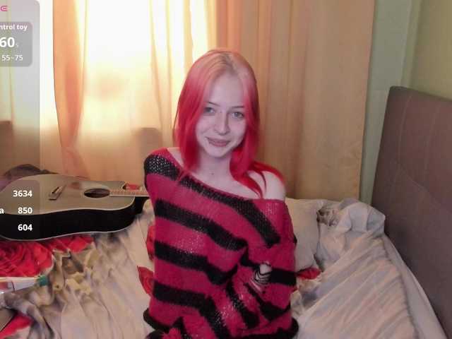 LiaPetite live cam on BongaCams