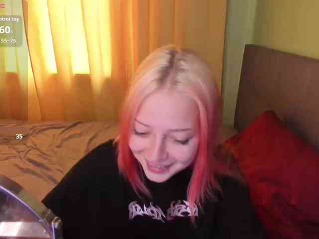 LiaPetite webcam