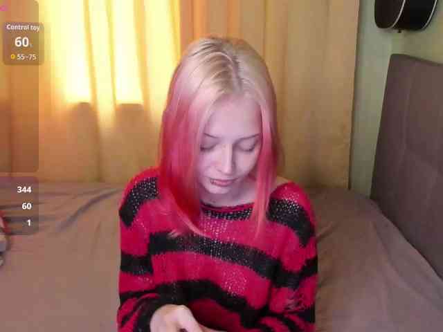 LiaPetite webcam