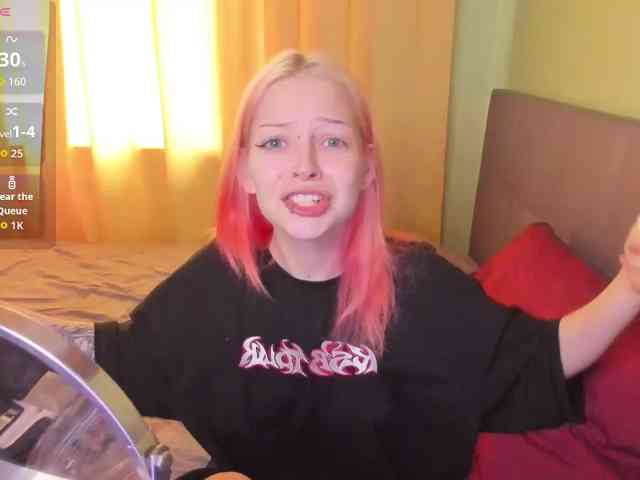 LiaPetite webcam