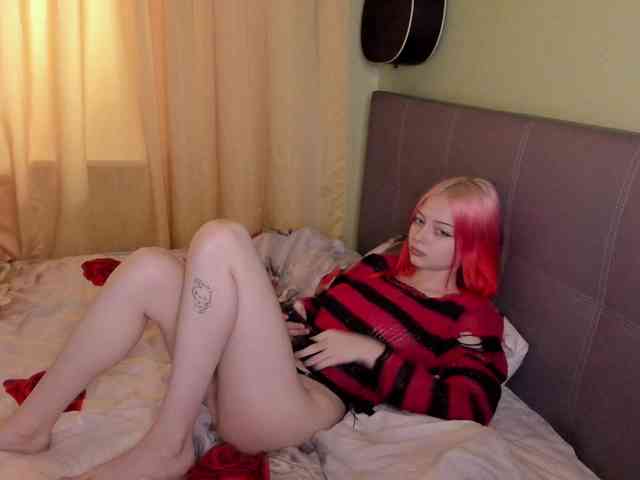 LiaPetite webcam