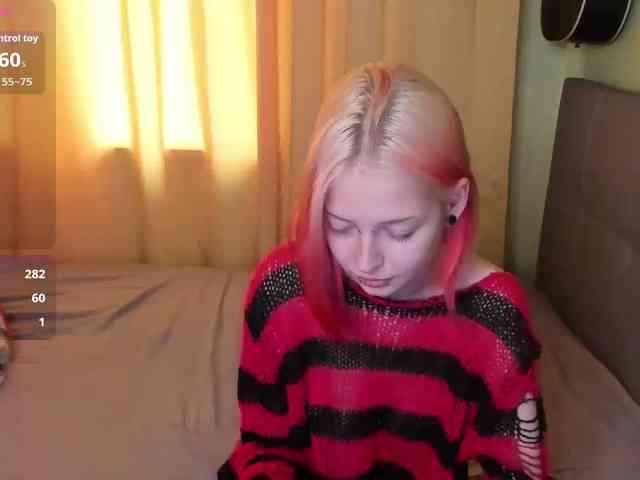 LiaPetite webcam