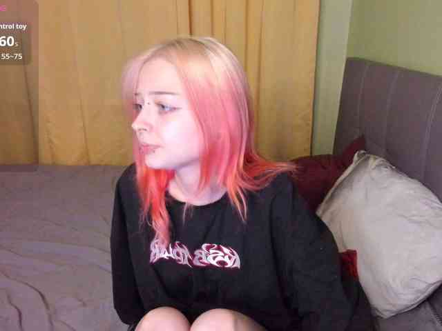 LiaPetite webcam