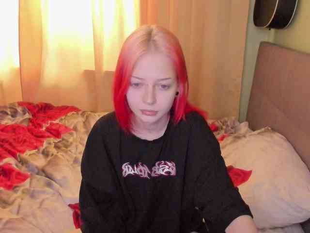 LiaPetite webcam