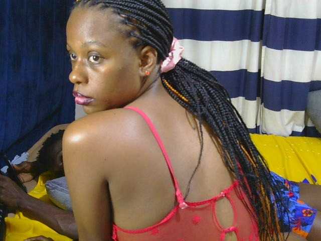 Prettypicky live cam on BongaCams