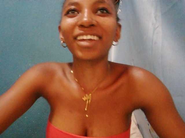 Sorayah1 live cam on BongaCams