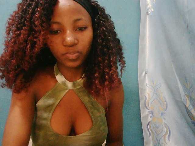 Sorayah1 live cam preview