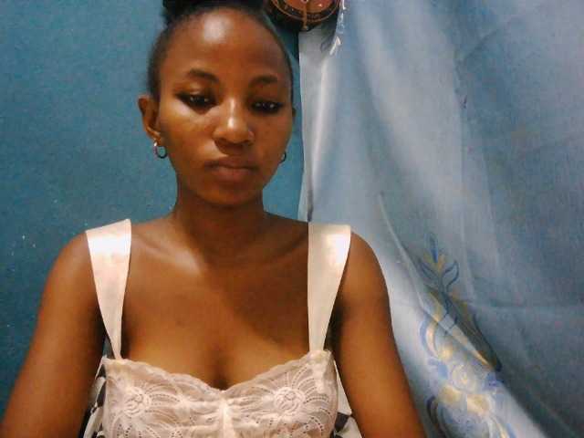 Sorayah1 live cam on BongaCams