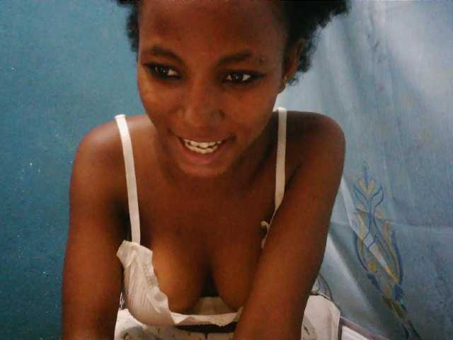 Sorayah1 live cam on BongaCams