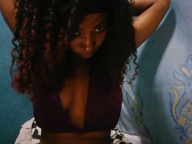 Sorayah1 live cam preview