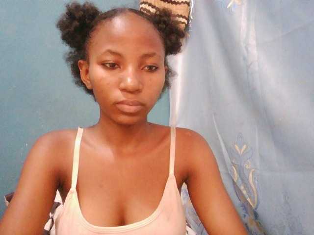 Sorayah1 live cam on BongaCams