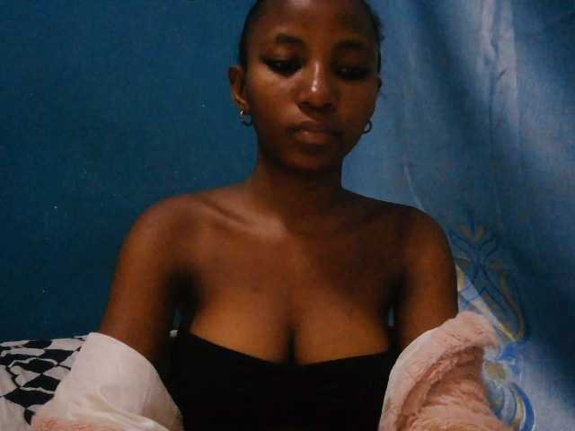 Sorayah1 live cam preview