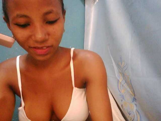 Sorayah1 live cam on BongaCams