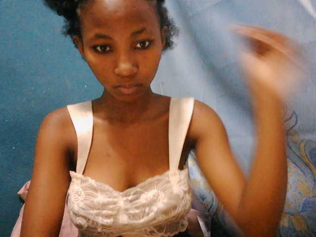 Sorayah1 live cam on BongaCams