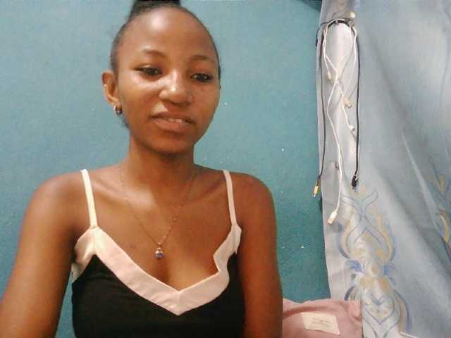 Sorayah1 — live female cam