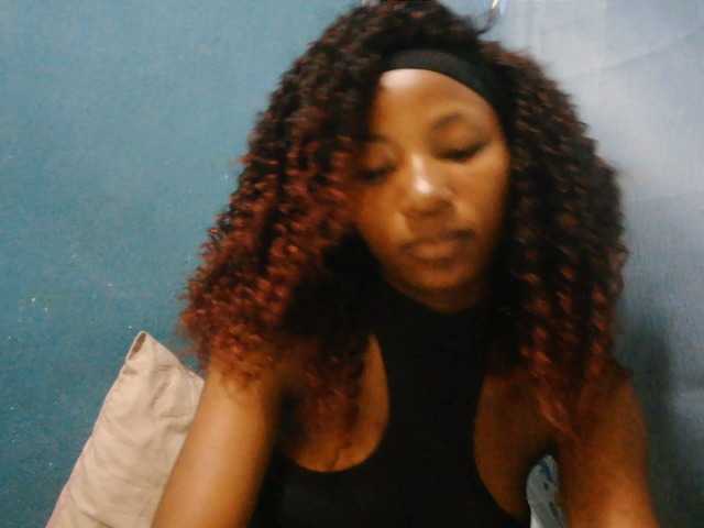 Sorayah1 live cam on BongaCams