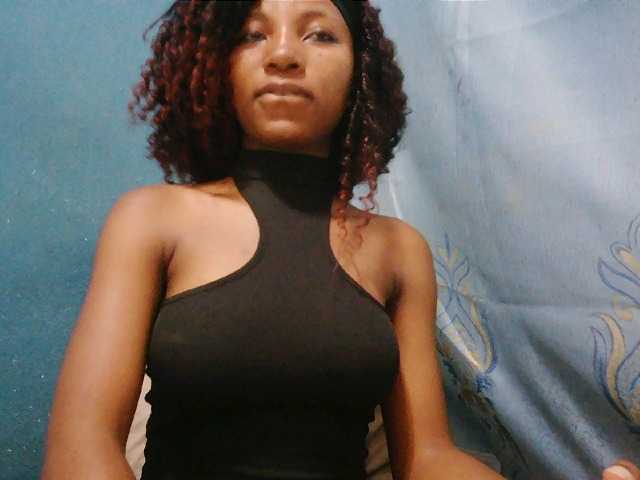 Sorayah1 live cam on BongaCams