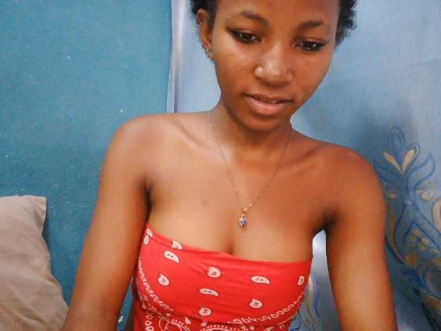 Sorayah1 live cam on BongaCams