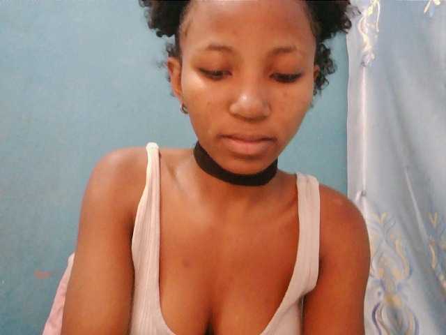 Sorayah1 live cam on BongaCams