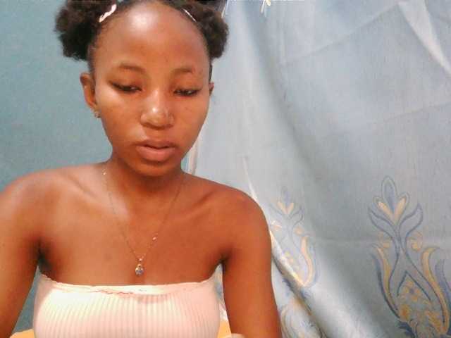 Sorayah1 live cam on BongaCams